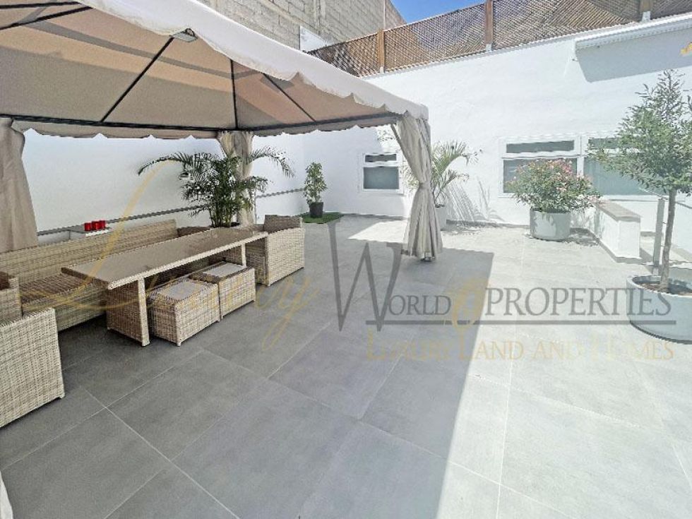 Villa for sale in  Alcalá, Spain - LWP4209 Casa en Alcala