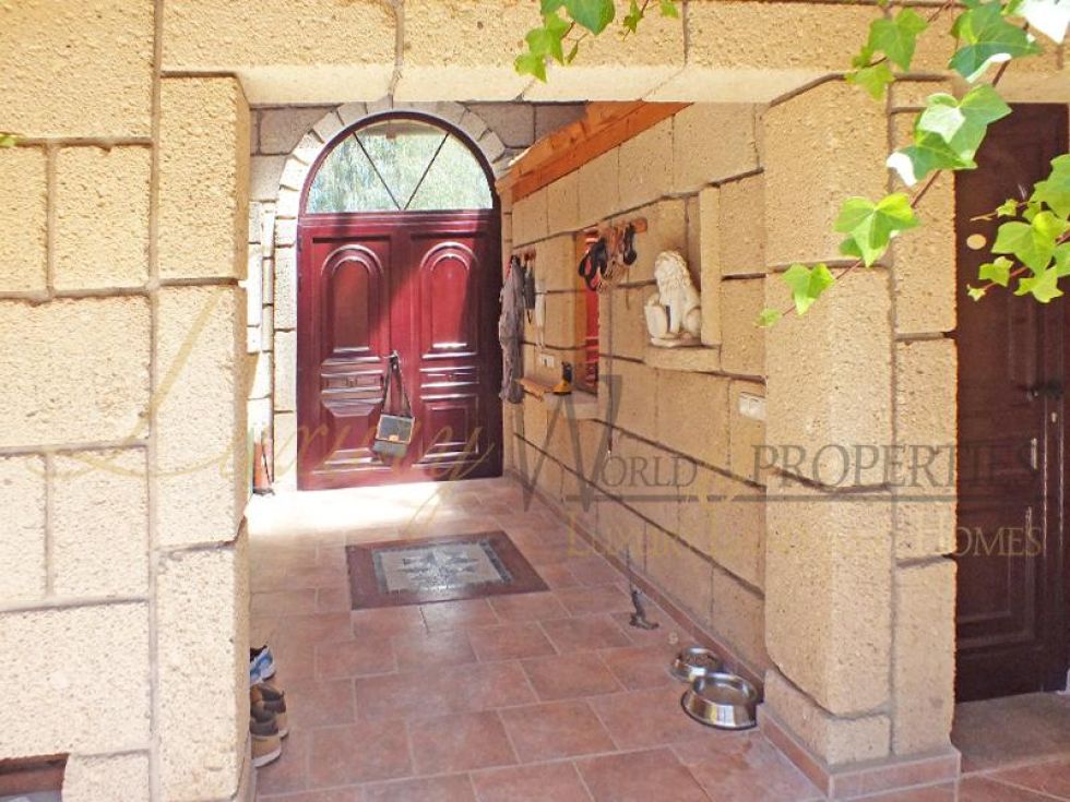 Villa for sale in  Barrio Los Menores, Spain - LWP4382 Finca en Los Menores