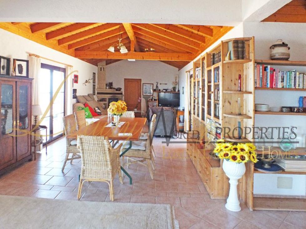 Villa for sale in  Barrio Los Menores, Spain - LWP4382 Finca en Los Menores