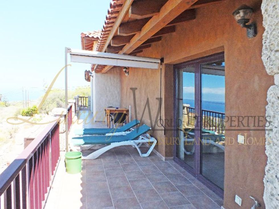 Villa for sale in  Barrio Los Menores, Spain - LWP4382 Finca en Los Menores