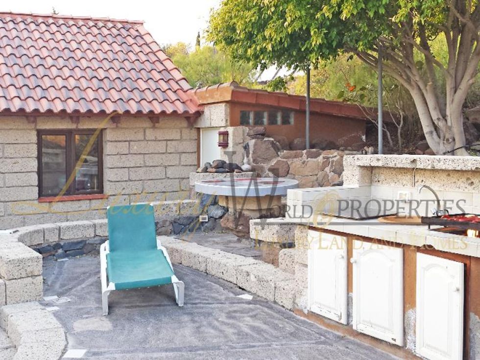 Villa for sale in  Barrio Los Menores, Spain - LWP4382 Finca en Los Menores