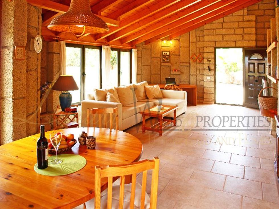 Villa for sale in  Barrio Los Menores, Spain - LWP4382 Finca en Los Menores