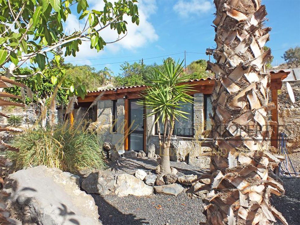 Villa for sale in  Barrio Los Menores, Spain - LWP4382 Finca en Los Menores