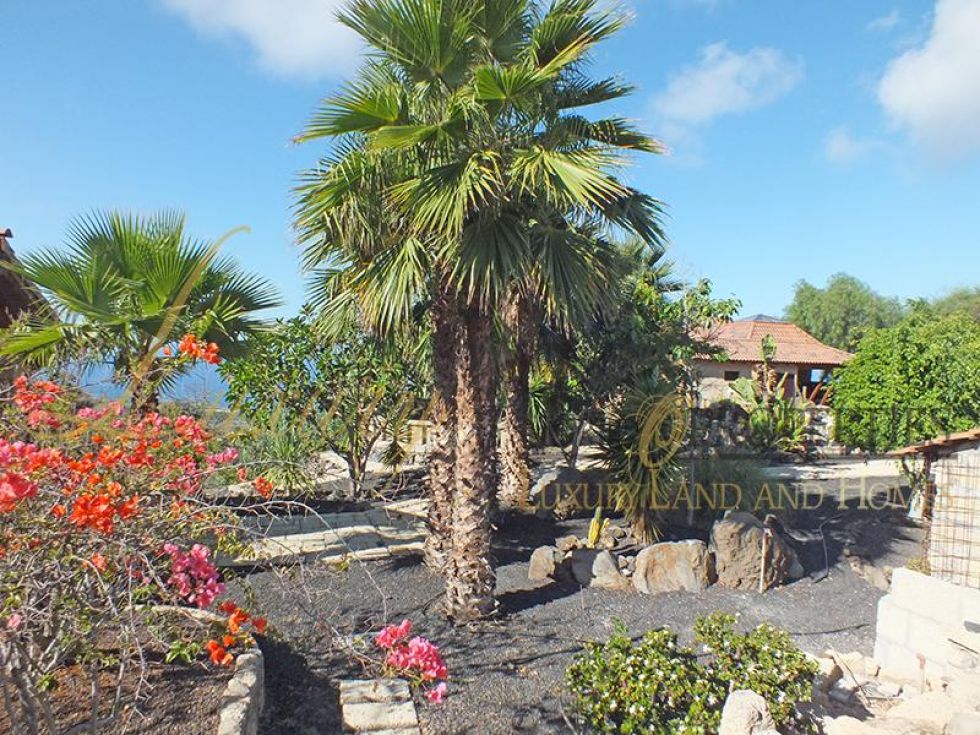 Villa for sale in  Barrio Los Menores, Spain - LWP4382 Finca en Los Menores