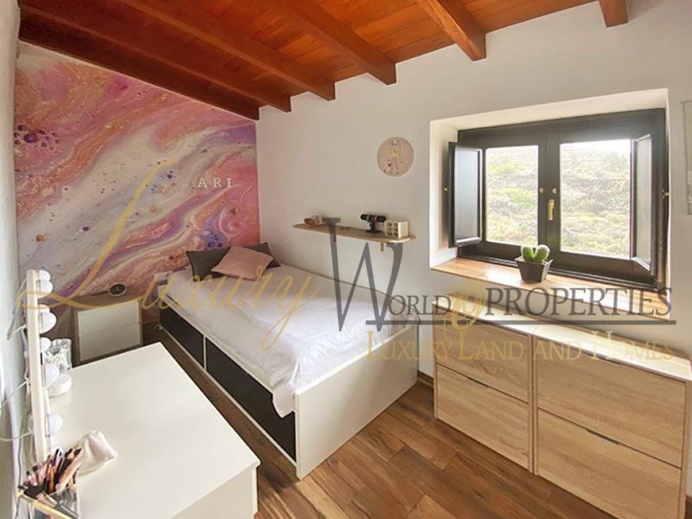 Villa for sale in  Aripe, Spain - LWP4595 Finca en Aripe (Guia de Isora)