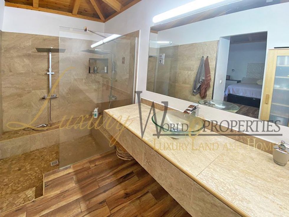 Villa for sale in  Aripe, Spain - LWP4595 Finca en Aripe (Guia de Isora)