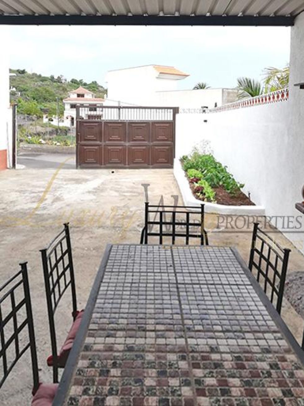 Villa for sale in  Genovés, Spain - LWP4676 Casa en Garachico