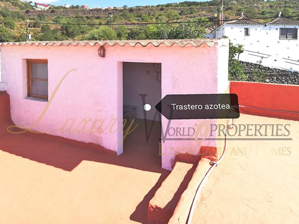 Villa for sale in  Genovés, Spain - LWP4676 Casa en Garachico