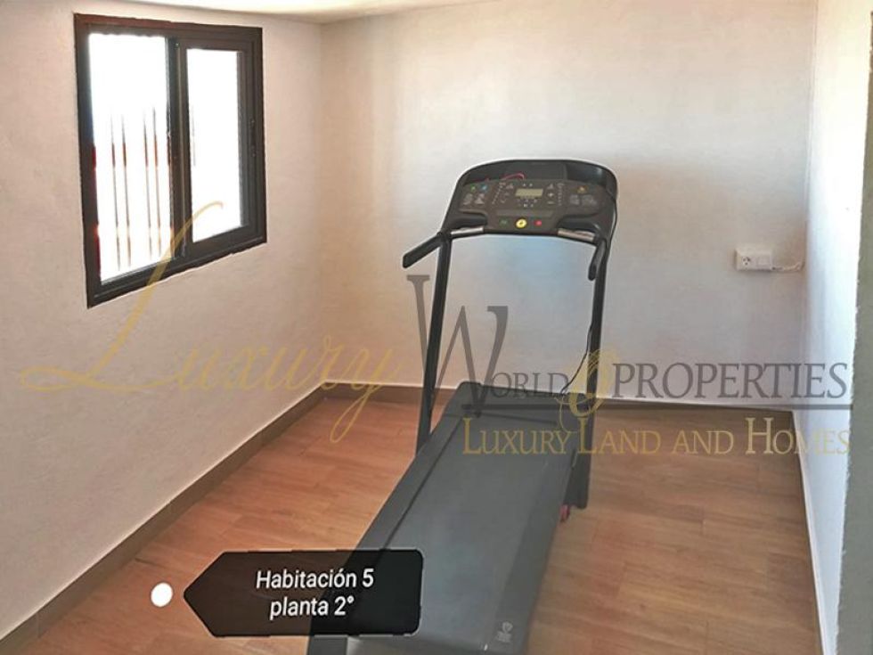 Villa for sale in  Genovés, Spain - LWP4676 Casa en Garachico