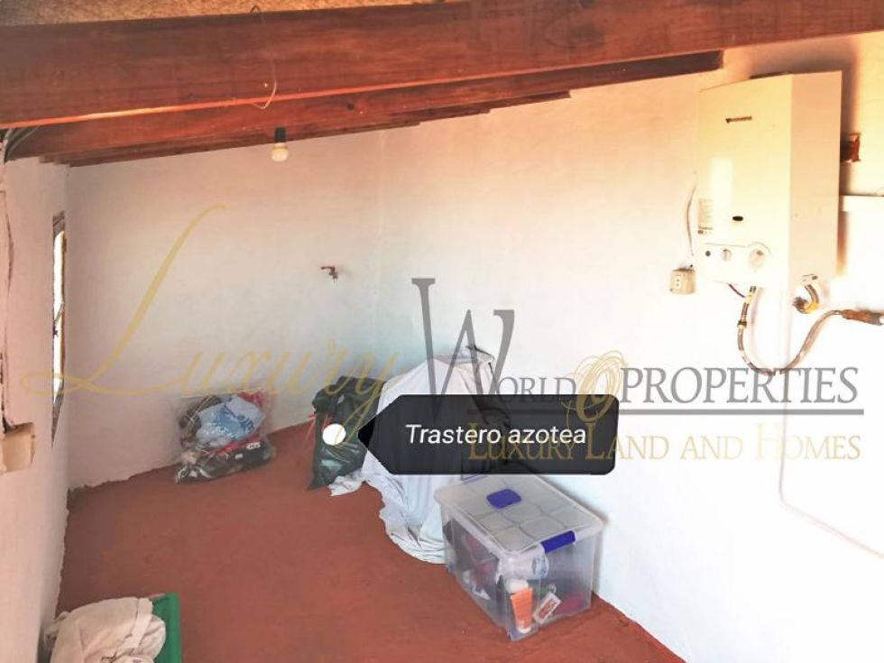 Villa for sale in  Genovés, Spain - LWP4676 Casa en Garachico