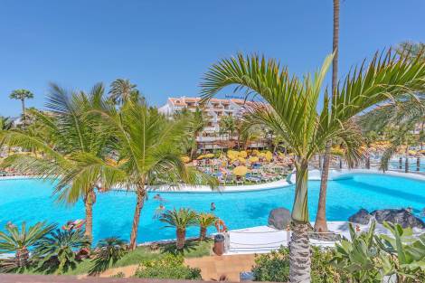 Villa for sale in  Playa de la Américas, Spain - LWP4862 Parque Santiago 3-Las Americas L