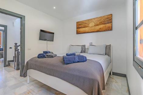 Villa for sale in  Playa de la Américas, Spain - LWP4862 Parque Santiago 3-Las Americas L