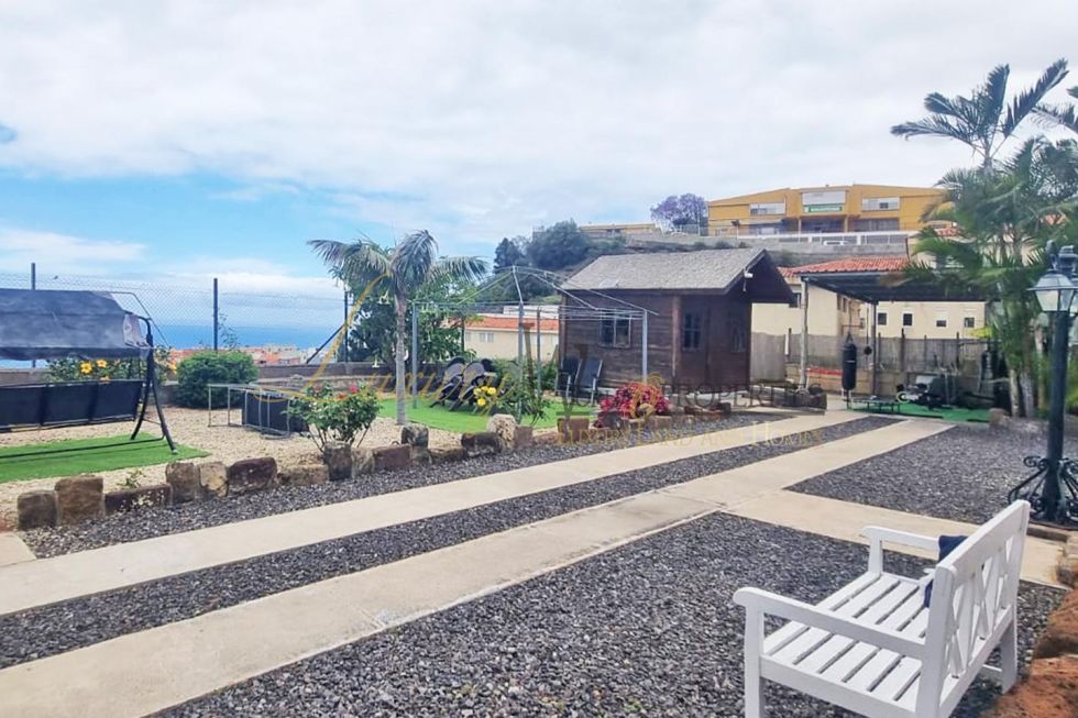 Villa for sale in  La Mancha, Spain - LWP4967 Casa en Icod de los Vinos
