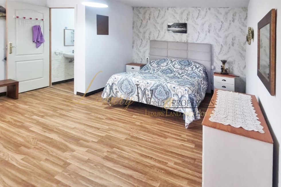 Villa for sale in  La Mancha, Spain - LWP4967 Casa en Icod de los Vinos