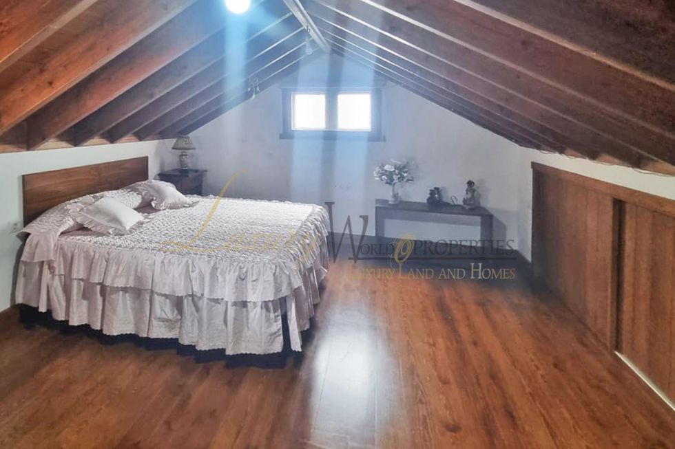Villa for sale in  La Mancha, Spain - LWP4967 Casa en Icod de los Vinos