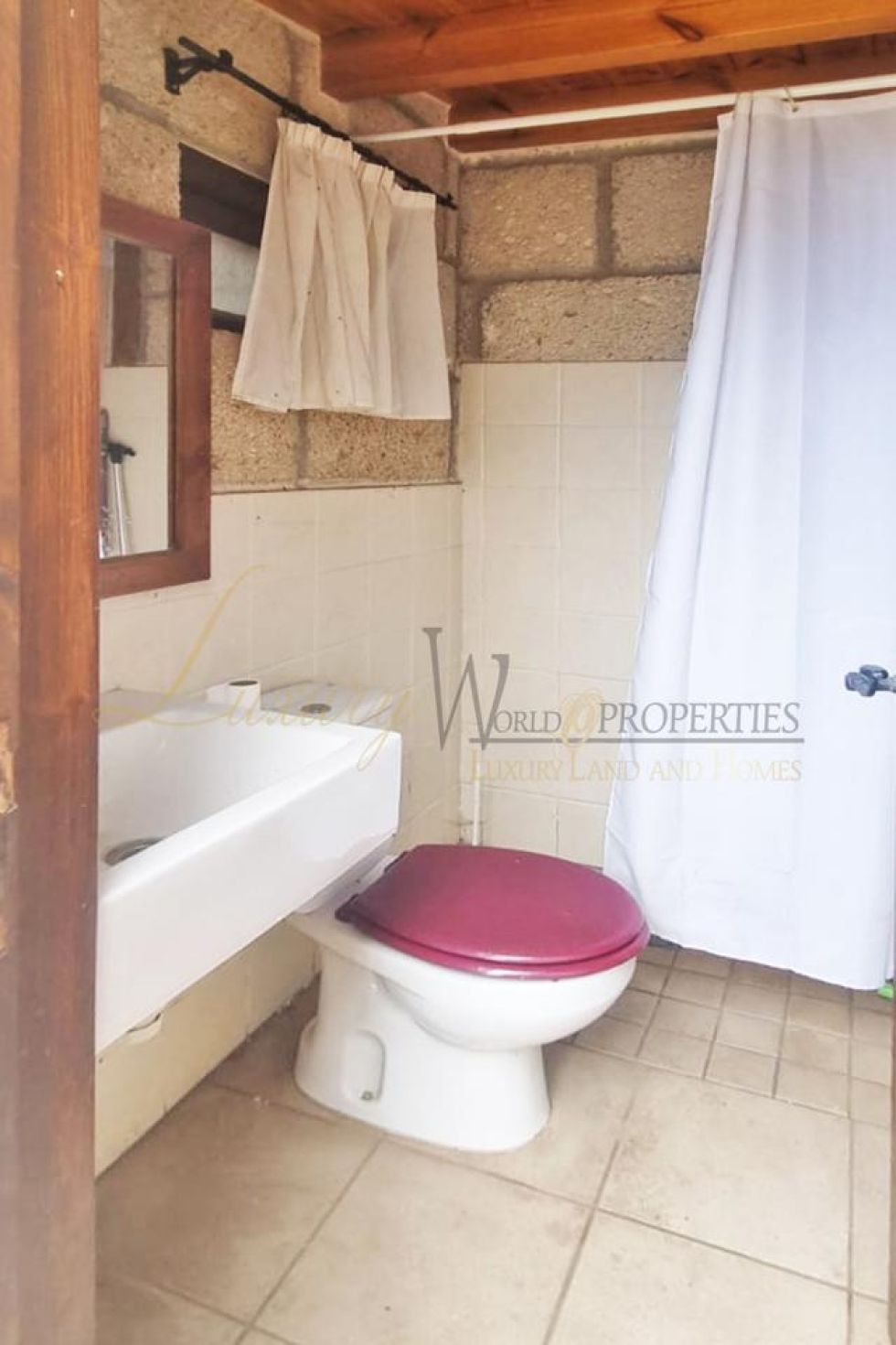 Villa for sale in  La Mancha, Spain - LWP4967 Casa en Icod de los Vinos