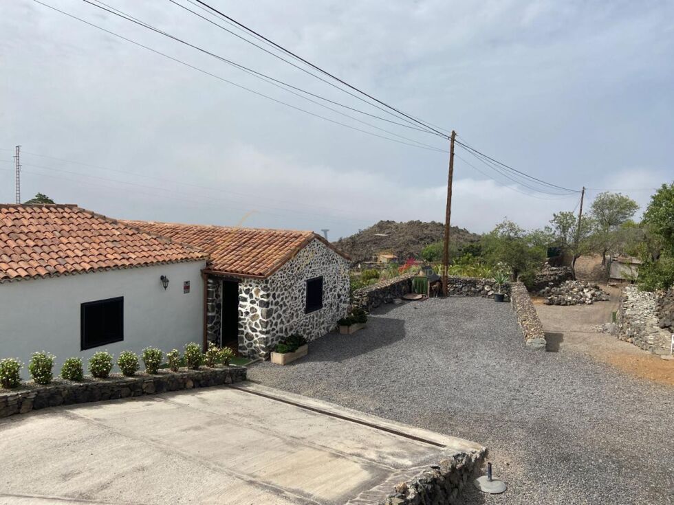 Villa for sale in  Aripe, Spain - LWP7072 Finca en Aripe (Guia de Isora)