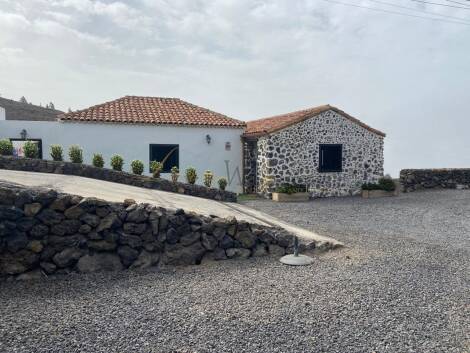 Villa for sale in  Aripe, Spain - LWP7072 Finca en Aripe (Guia de Isora)