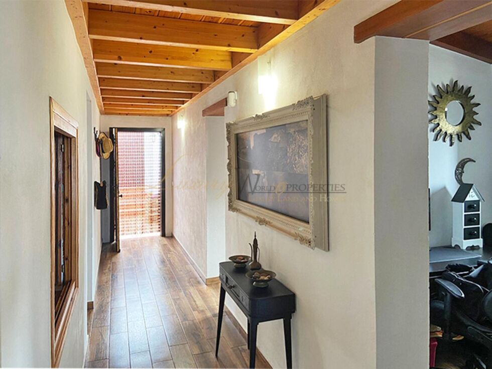 Villa for sale in  Aripe, Spain - LWP7072 Finca en Aripe (Guia de Isora)