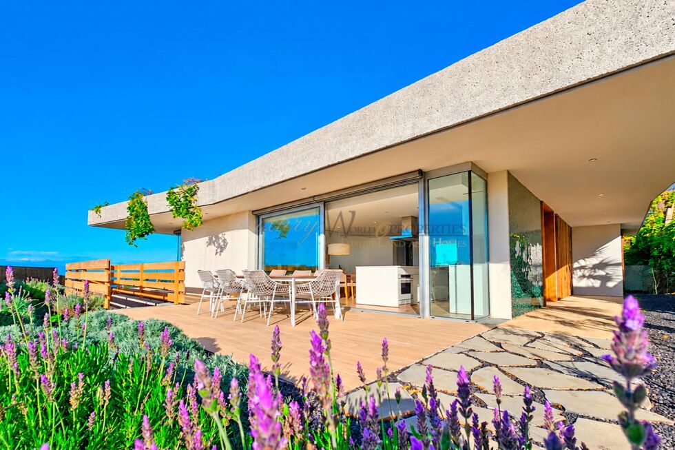 Villa for sale in  Piedra Hincada, Spain - LWP7169 Villa de Tenis-Abama Golf Resort