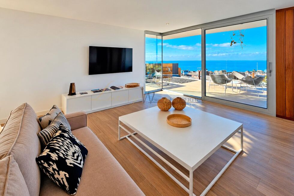 Villa for sale in  Piedra Hincada, Spain - LWP7169 Villa de Tenis-Abama Golf Resort