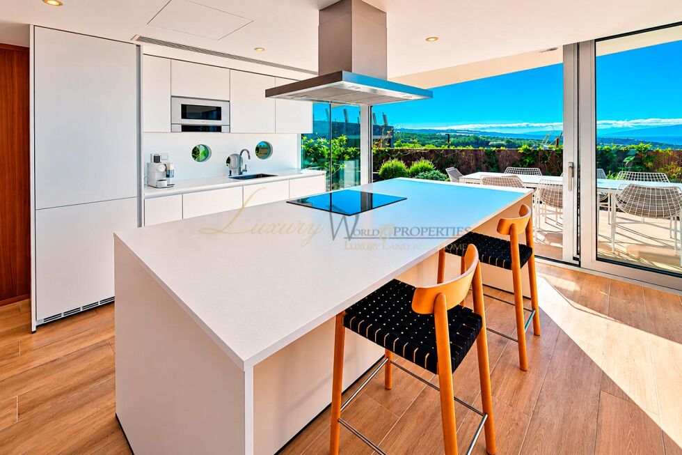 Villa for sale in  Piedra Hincada, Spain - LWP7169 Villa de Tenis-Abama Golf Resort