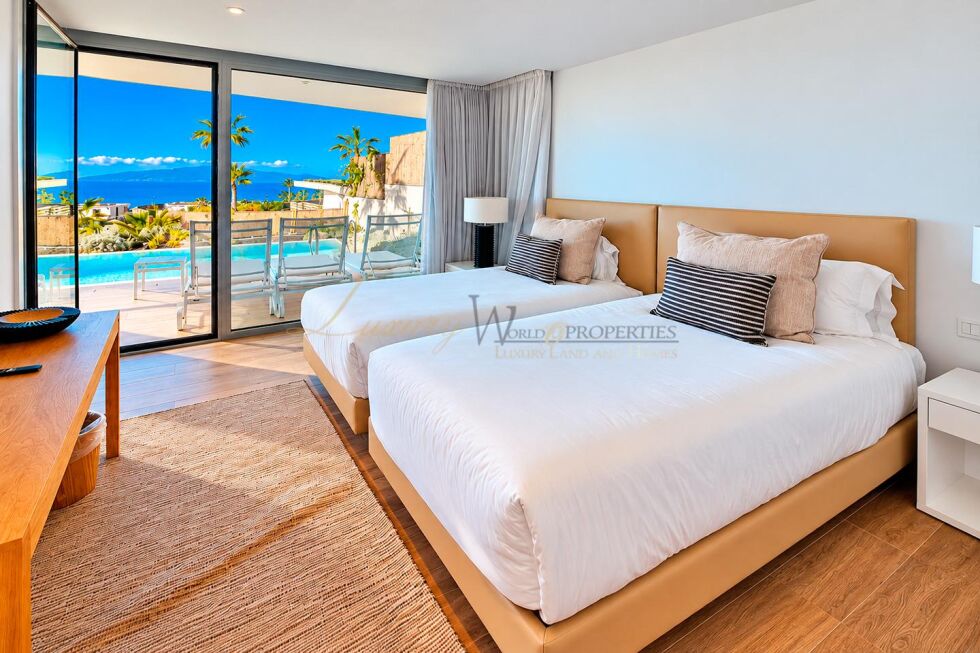 Villa for sale in  Piedra Hincada, Spain - LWP7169 Villa de Tenis-Abama Golf Resort