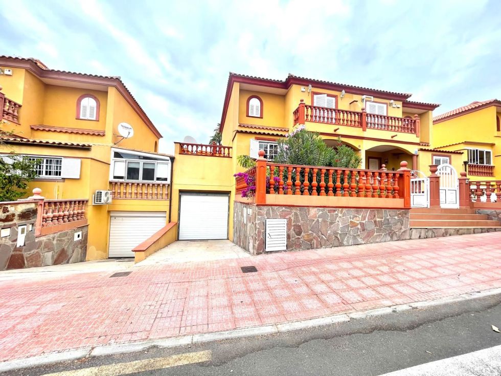 Villa for sale in  Costa Adeje, Spain - MTH005