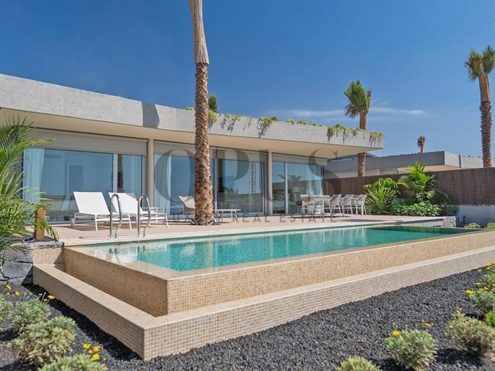 Villa for sale in  Agua Dulce, Spain - OP3014 Villas de Tenis-Abama Golf