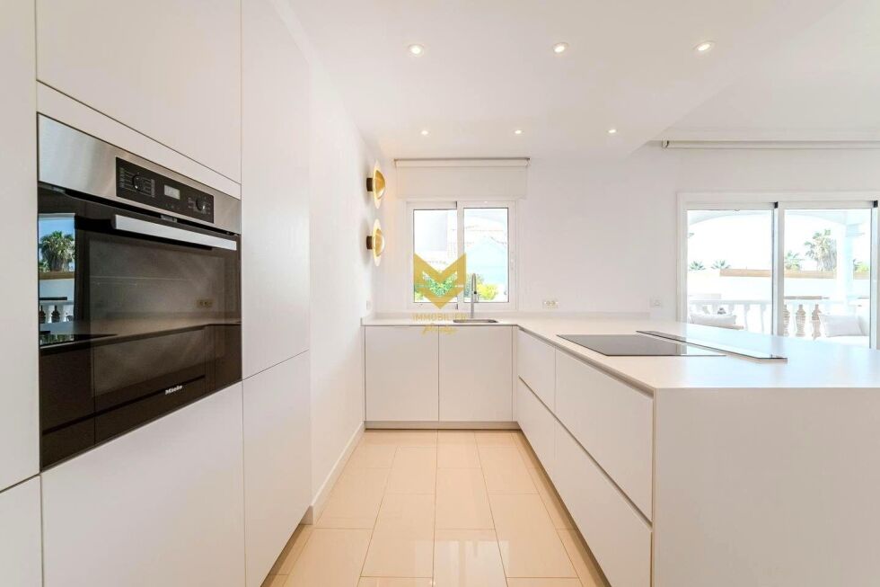 Villa for sale in  Barranco de las Torres, Spain - P00036