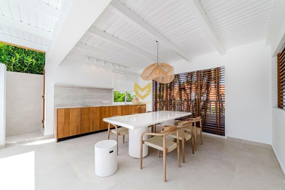 Villa for sale in  Barranco de las Torres, Spain - P00036