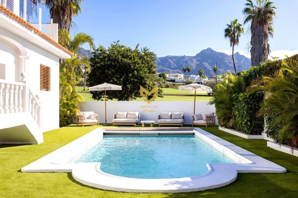 Villa for sale in  Barranco de las Torres, Spain - P00036