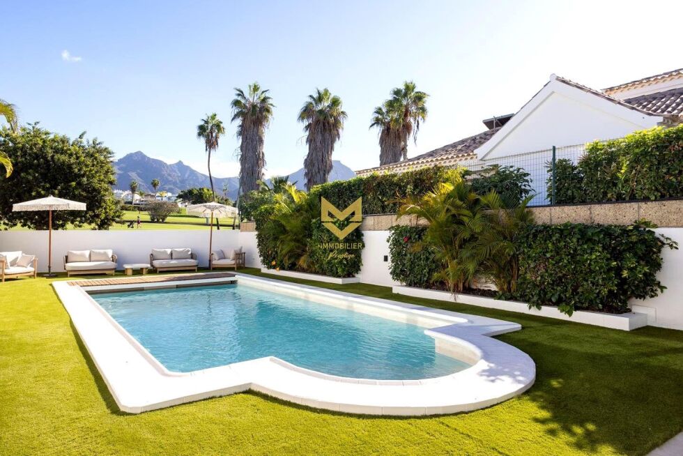 Villa for sale in  Barranco de las Torres, Spain - P00036