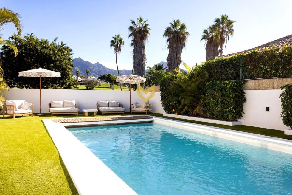 Villa for sale in  Barranco de las Torres, Spain - P00036