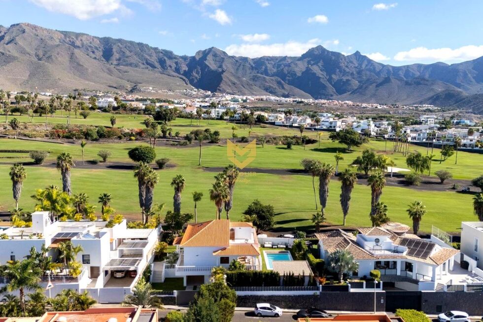Villa for sale in  Barranco de las Torres, Spain - P00036