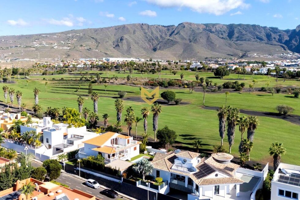 Villa for sale in  Barranco de las Torres, Spain - P00036