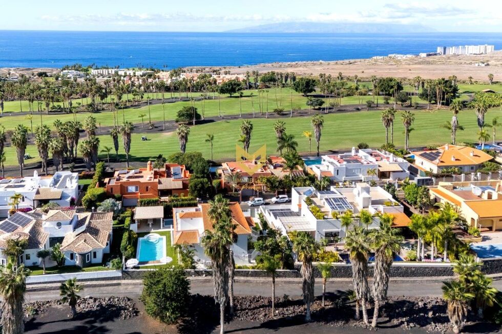 Villa for sale in  Barranco de las Torres, Spain - P00036