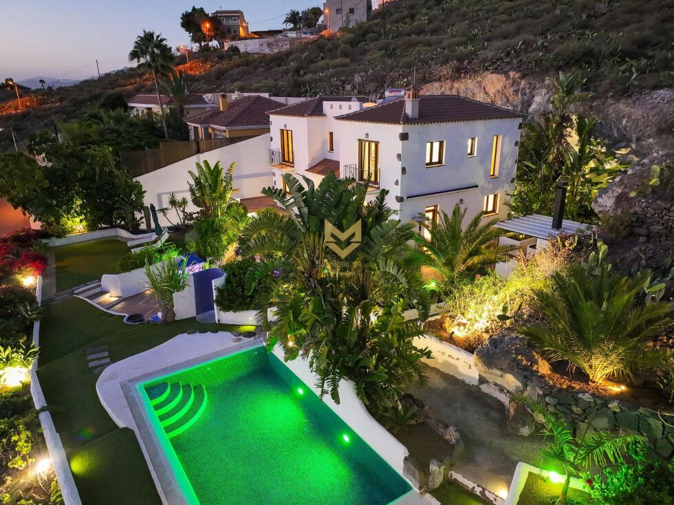 Villa for sale in  Tejina de Isora, Spain - P00073