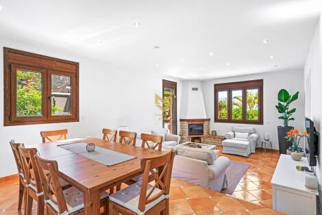 Villa for sale in  Tejina de Isora, Spain - P00073