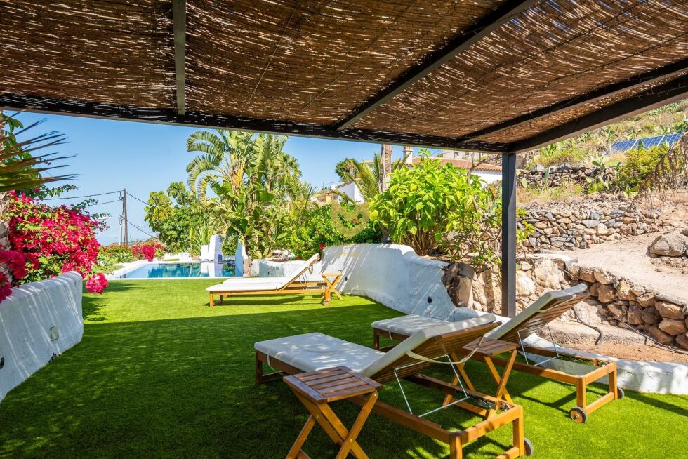 Villa for sale in  Tejina de Isora, Spain - P00073