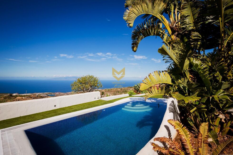 Villa for sale in  Tejina de Isora, Spain - P00073