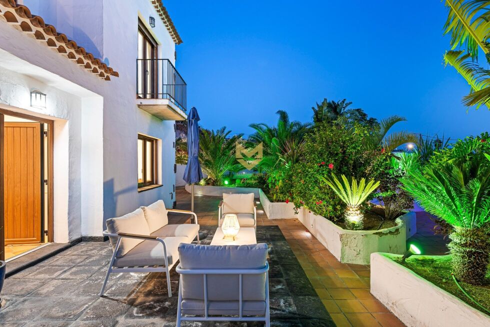 Villa for sale in  Tejina de Isora, Spain - P00073