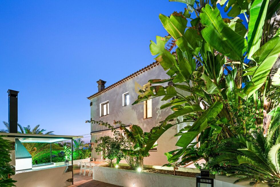 Villa for sale in  Tejina de Isora, Spain - P00073