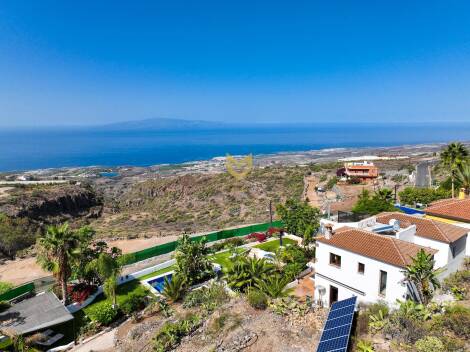 Villa for sale in  Tejina de Isora, Spain - P00073
