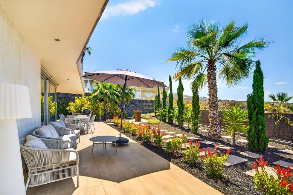 Villa for sale in  Piedra Hincada, Spain - P00106