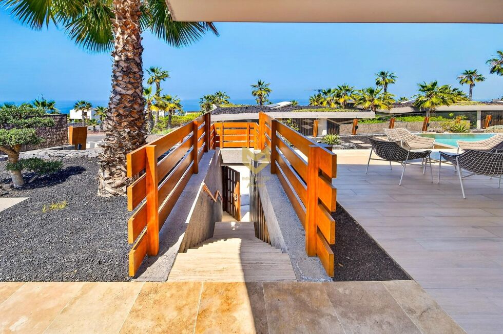 Villa for sale in  Piedra Hincada, Spain - P00106