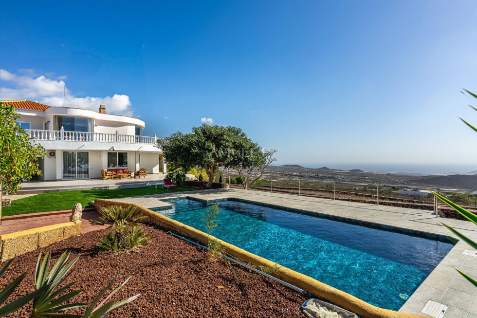 Villa for sale in  El Rincón, Spain - P2258