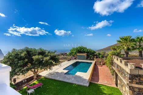 Villa for sale in  El Rincón, Spain - P2258