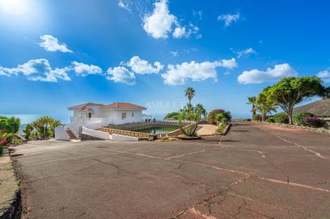 Villa for sale in  El Rincón, Spain - P2258