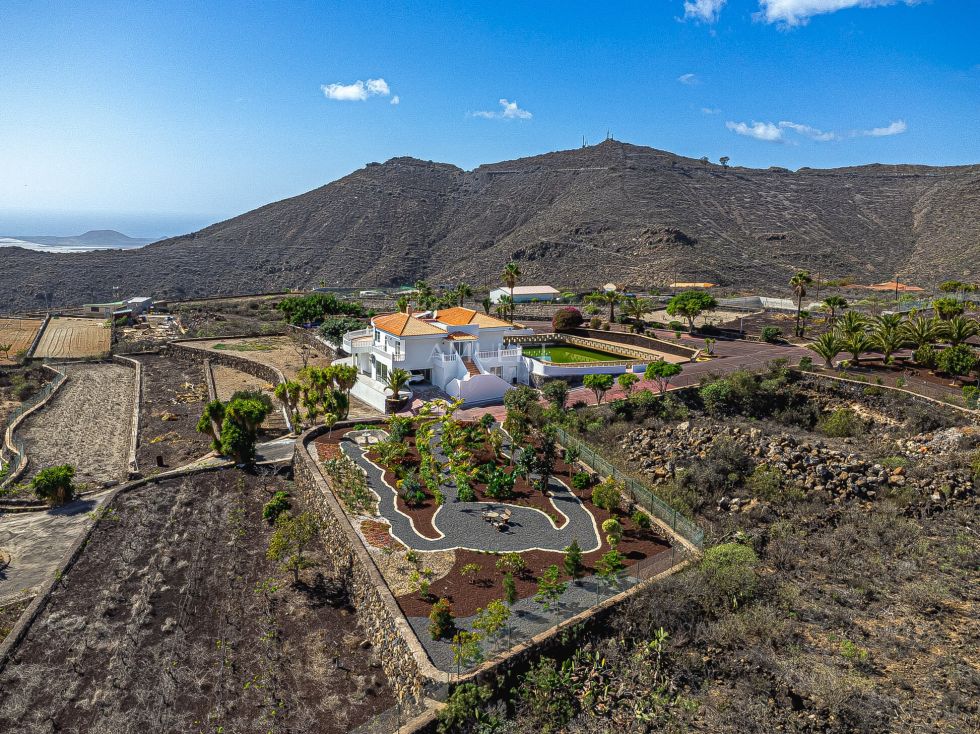 Villa for sale in  El Rincón, Spain - P2258